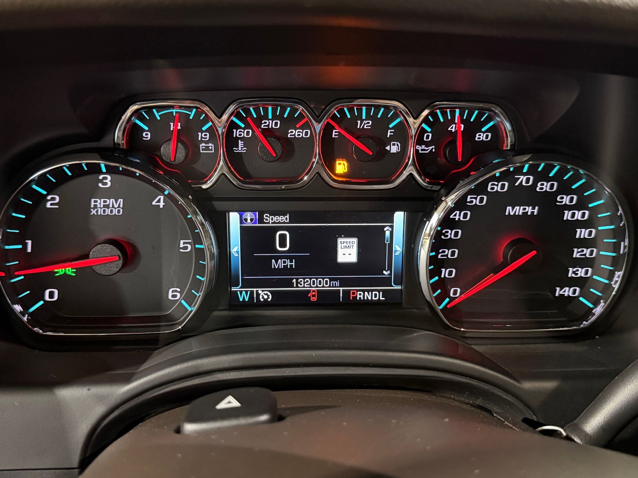 Used 2019 Chevrolet Suburban LT image 18