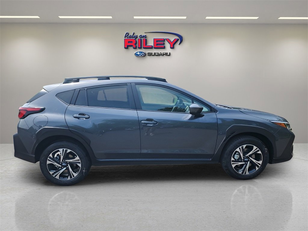 Used 2025 Subaru Crosstrek 2.0i Premium image 6