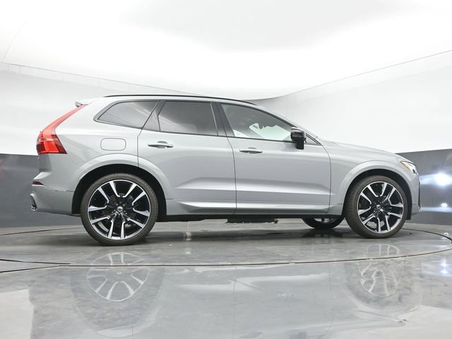 Used 2024 Volvo XC60 B5 Ultimate w/ Protection Package Premier AWD/4WD image 17