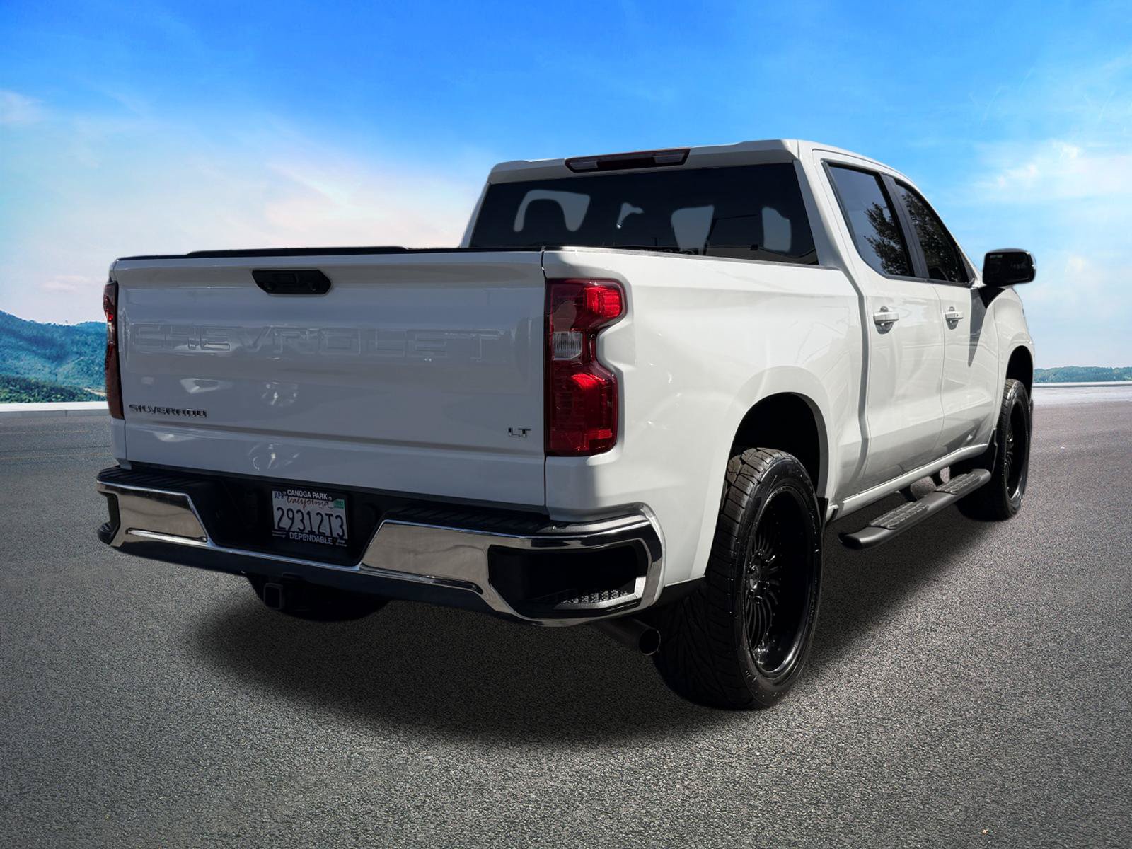 Used 2023 Chevrolet Silverado 1500 LT RWD image 7