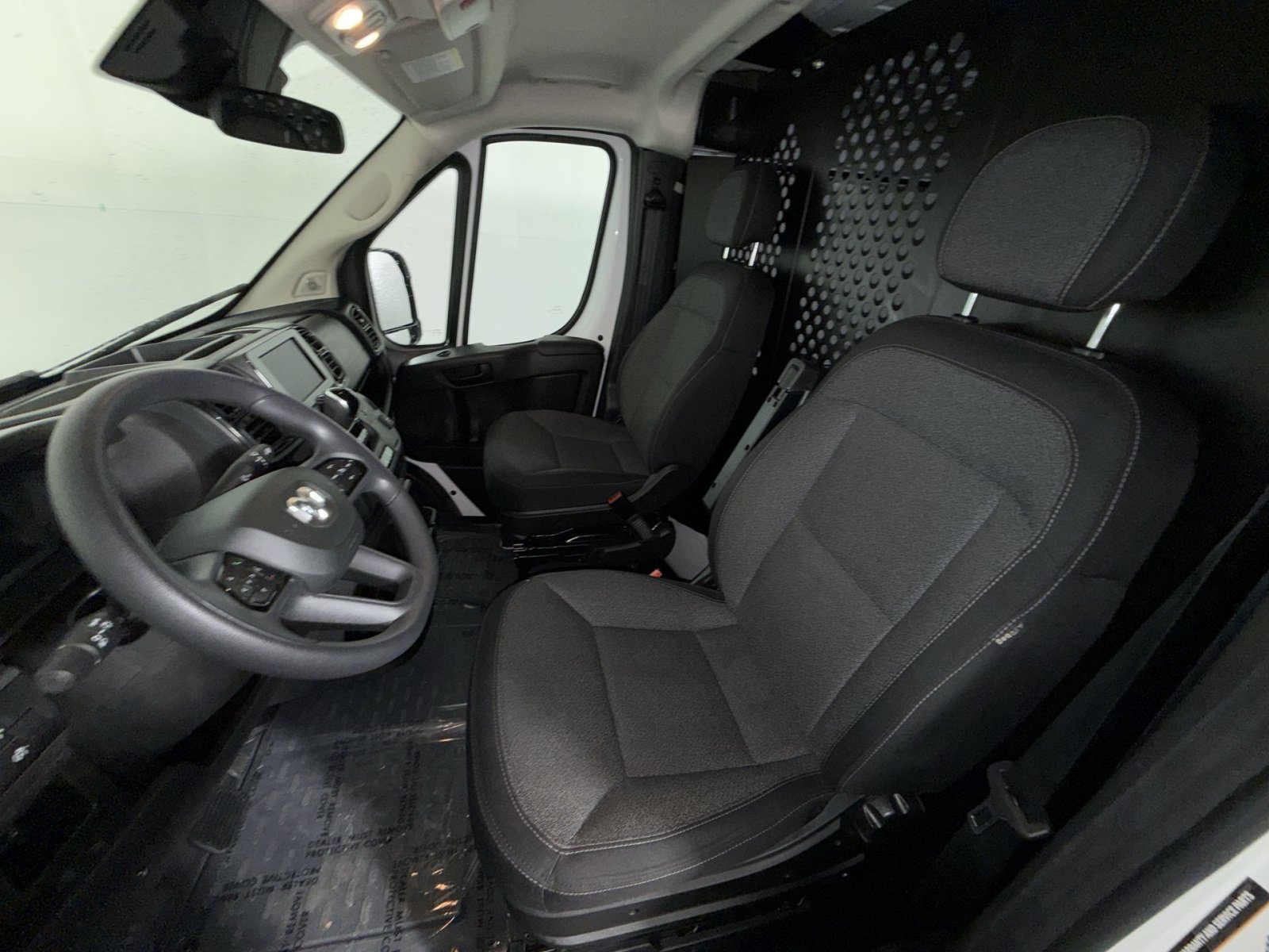 Used 2025 RAM ProMaster 2500 w/ U-Haul Equipment Group FWD image 13