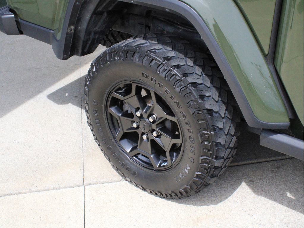 Used 2021 Jeep Gladiator Sport AWD/4WD image 36