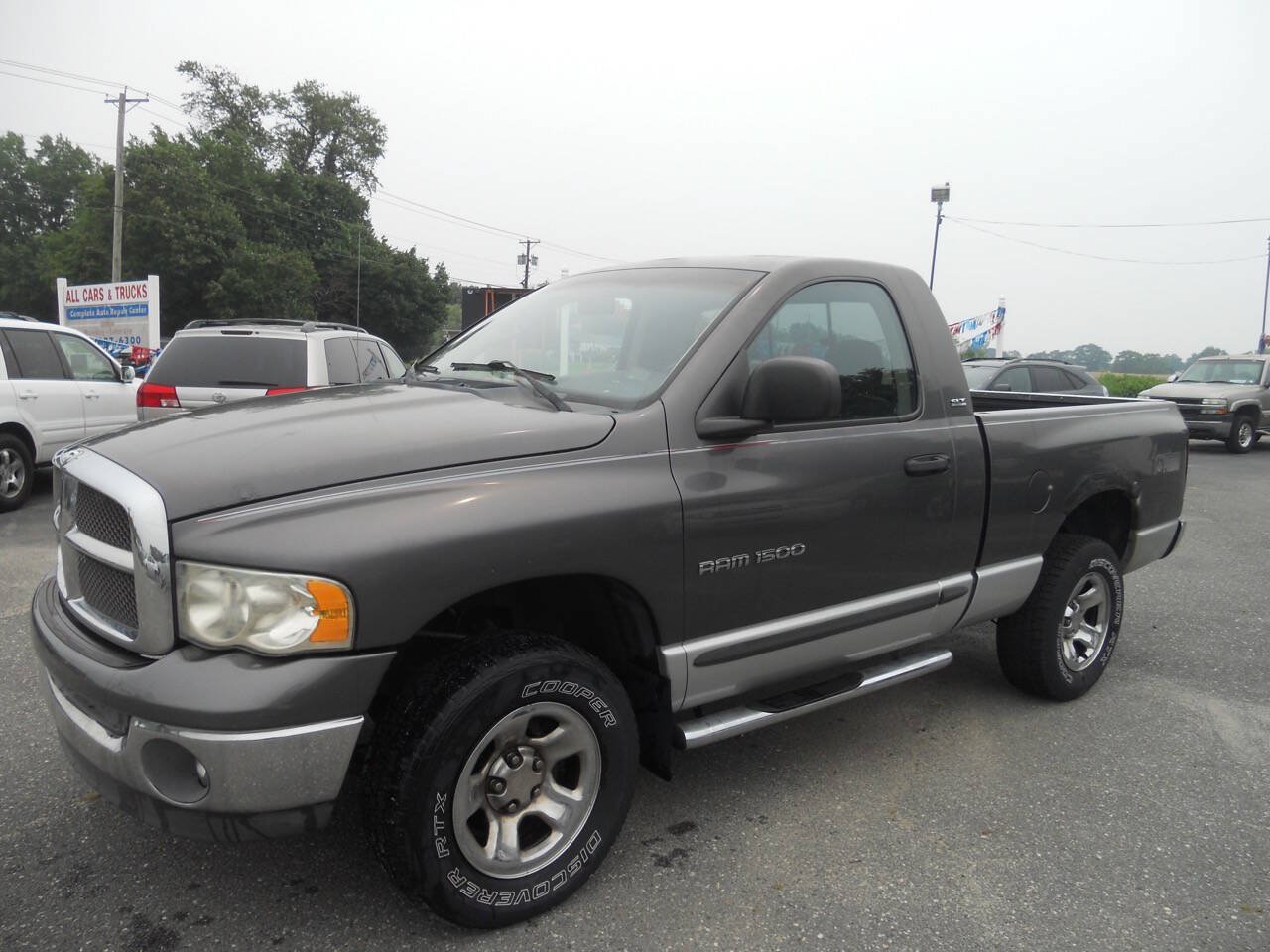 Used 2002 Dodge Ram 1500 Truck 4x4 Regular Cab image 2