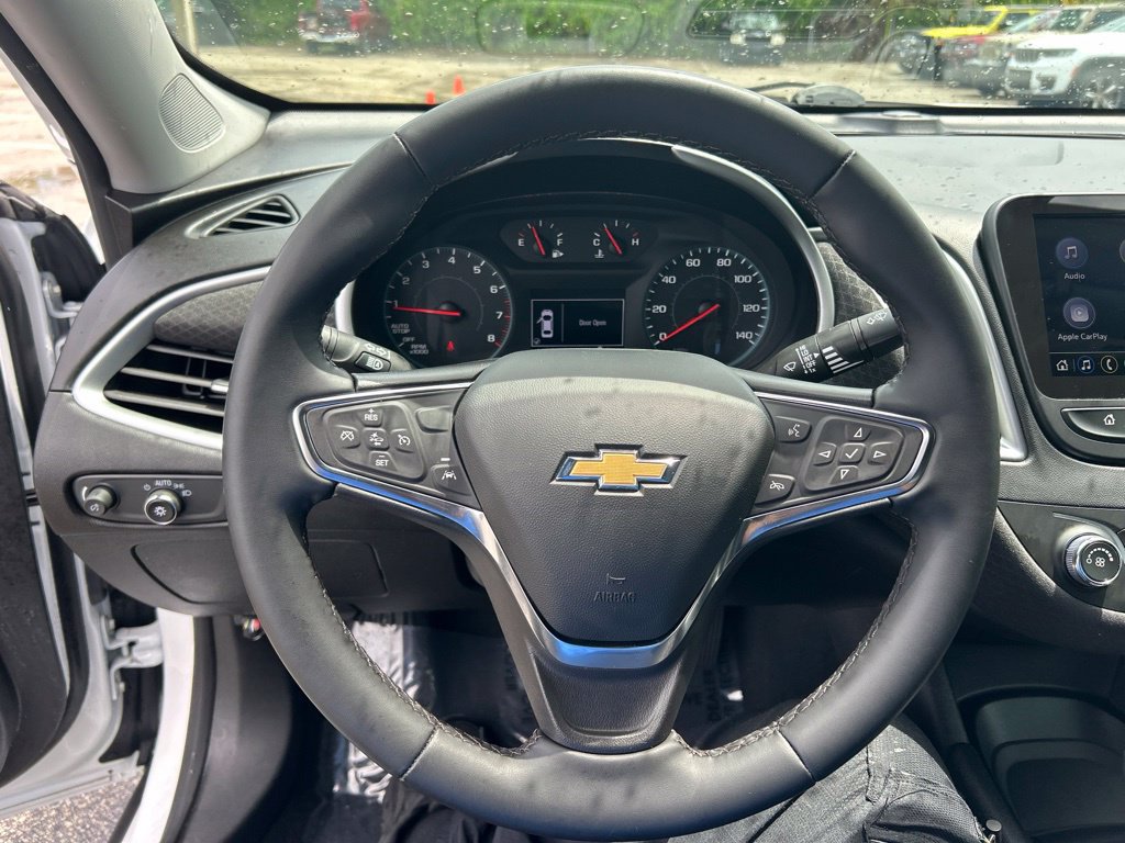 Used 2024 Chevrolet Malibu RS FWD image 15