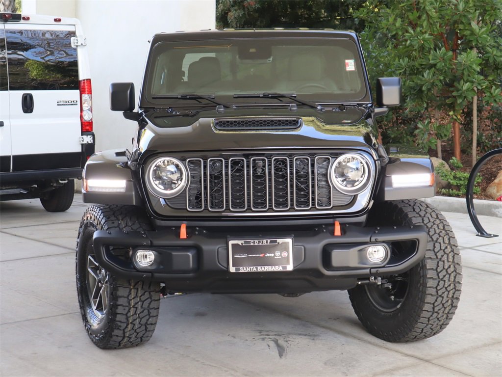 New 2025 Jeep Gladiator Mojave image 2