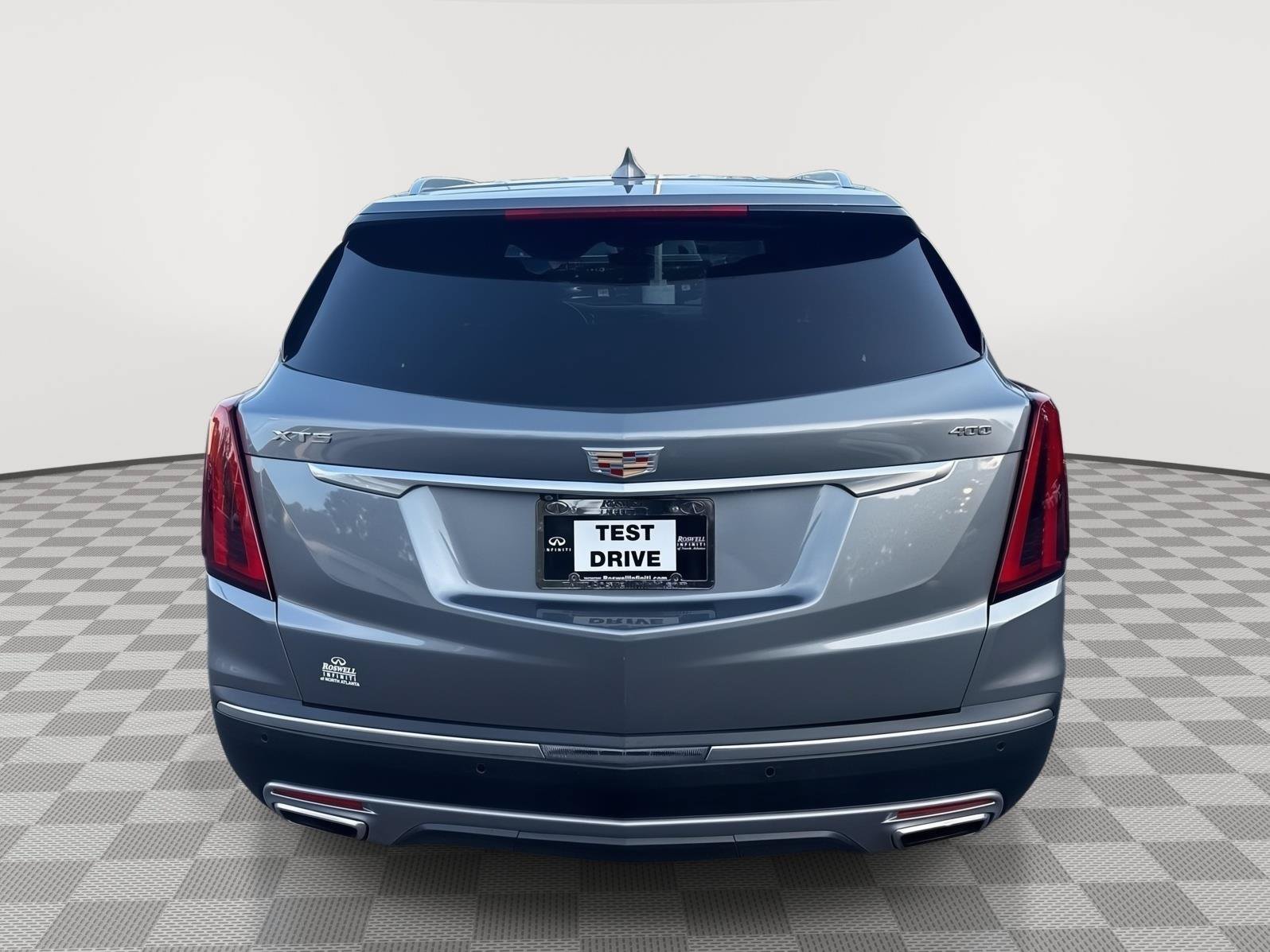 Used 2020 Cadillac XT5 Premium Luxury w/ LPO, Floor Liner Package FWD image 7