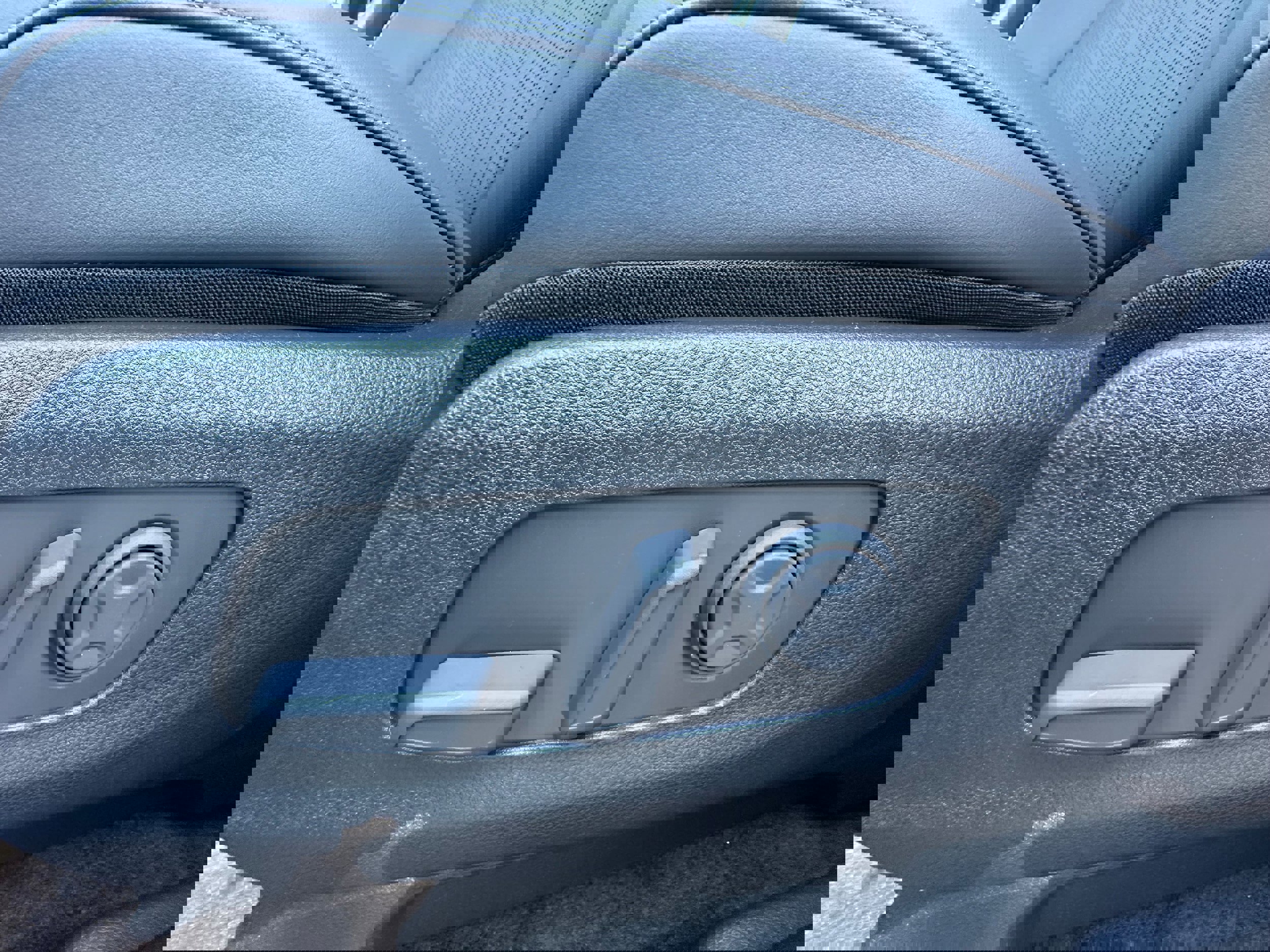 New 2026 Kia Carnival SX image 39