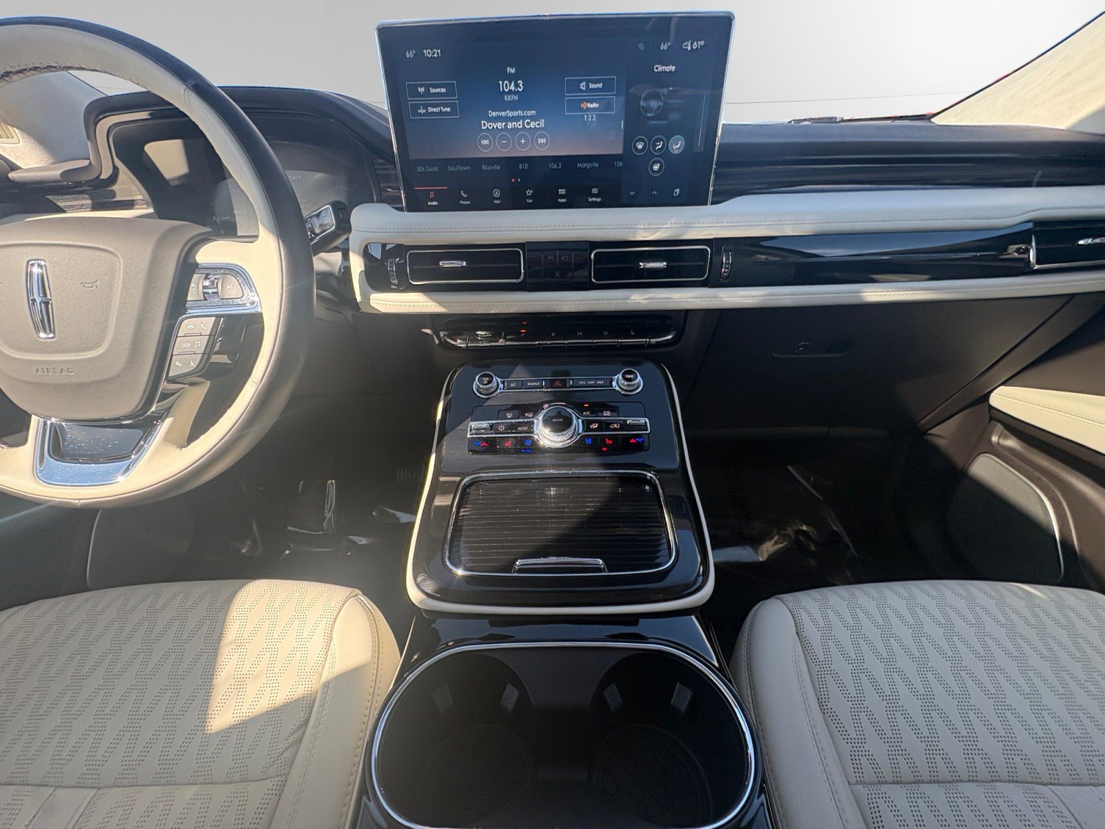 Certified 2023 Lincoln Nautilus Black Label w/ Class II Trailer Tow Package image 11