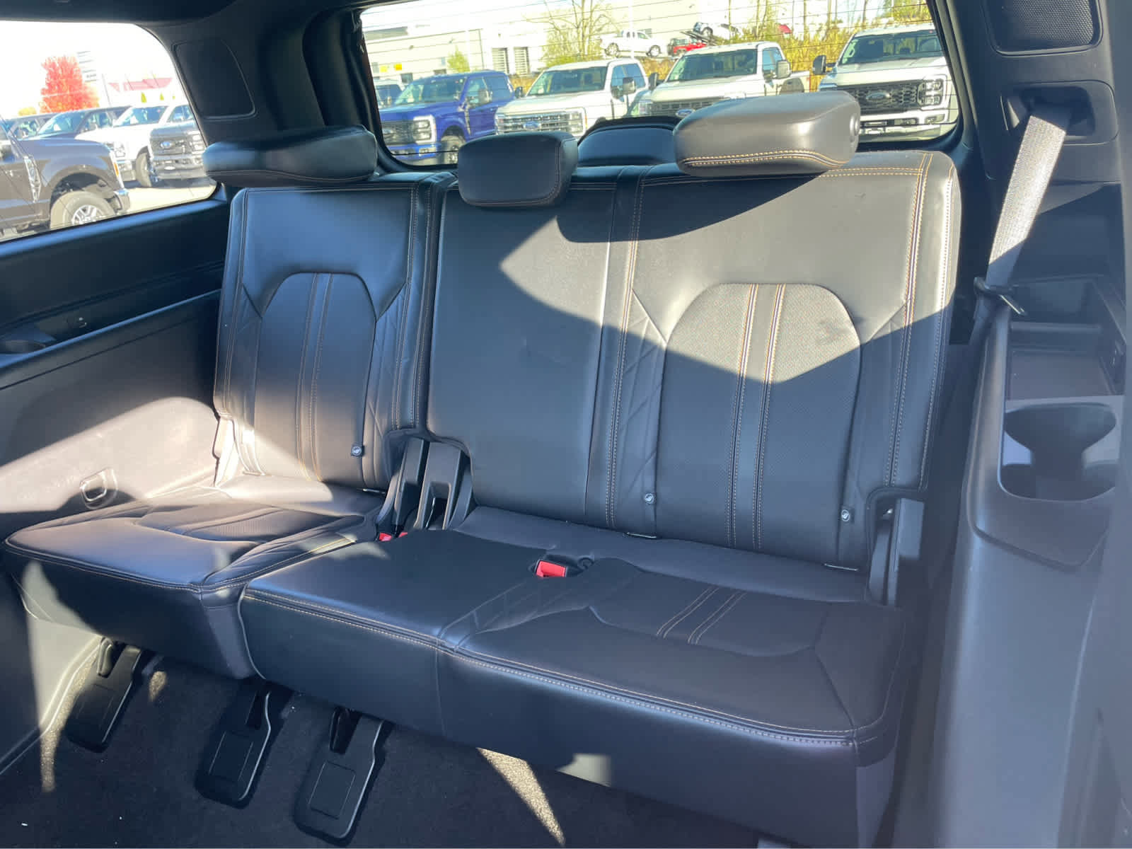 Used 2023 Ford Expedition Platinum image 36