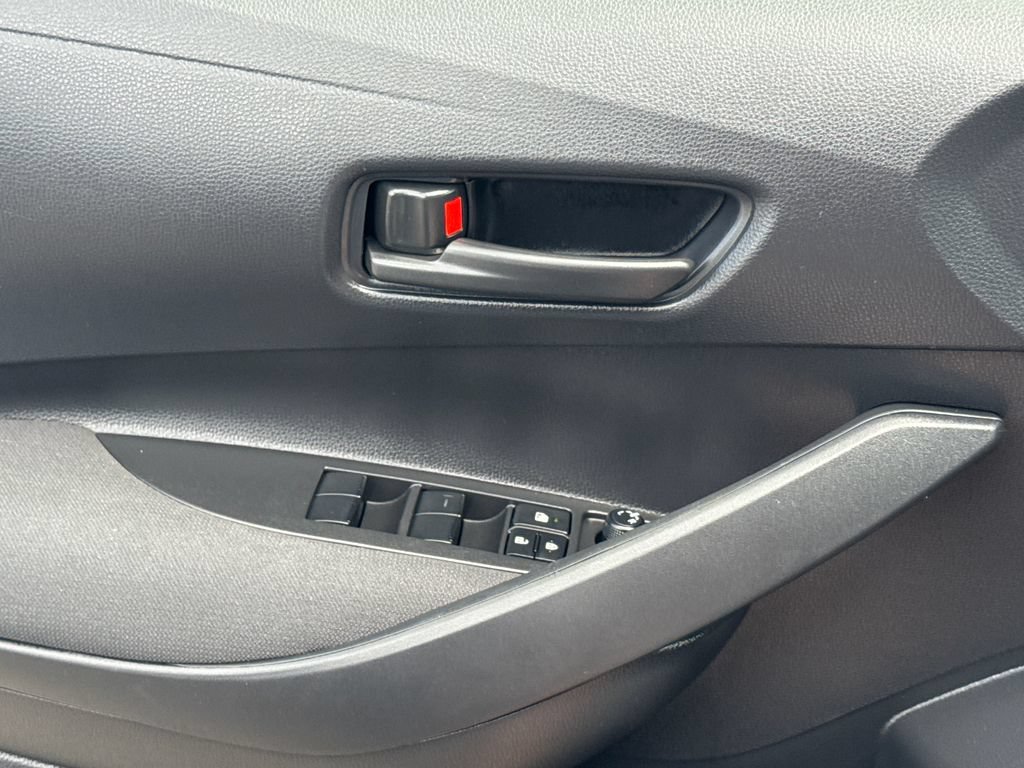 Used 2026 Toyota Corolla LE w/ LE Premium Package FWD image 34