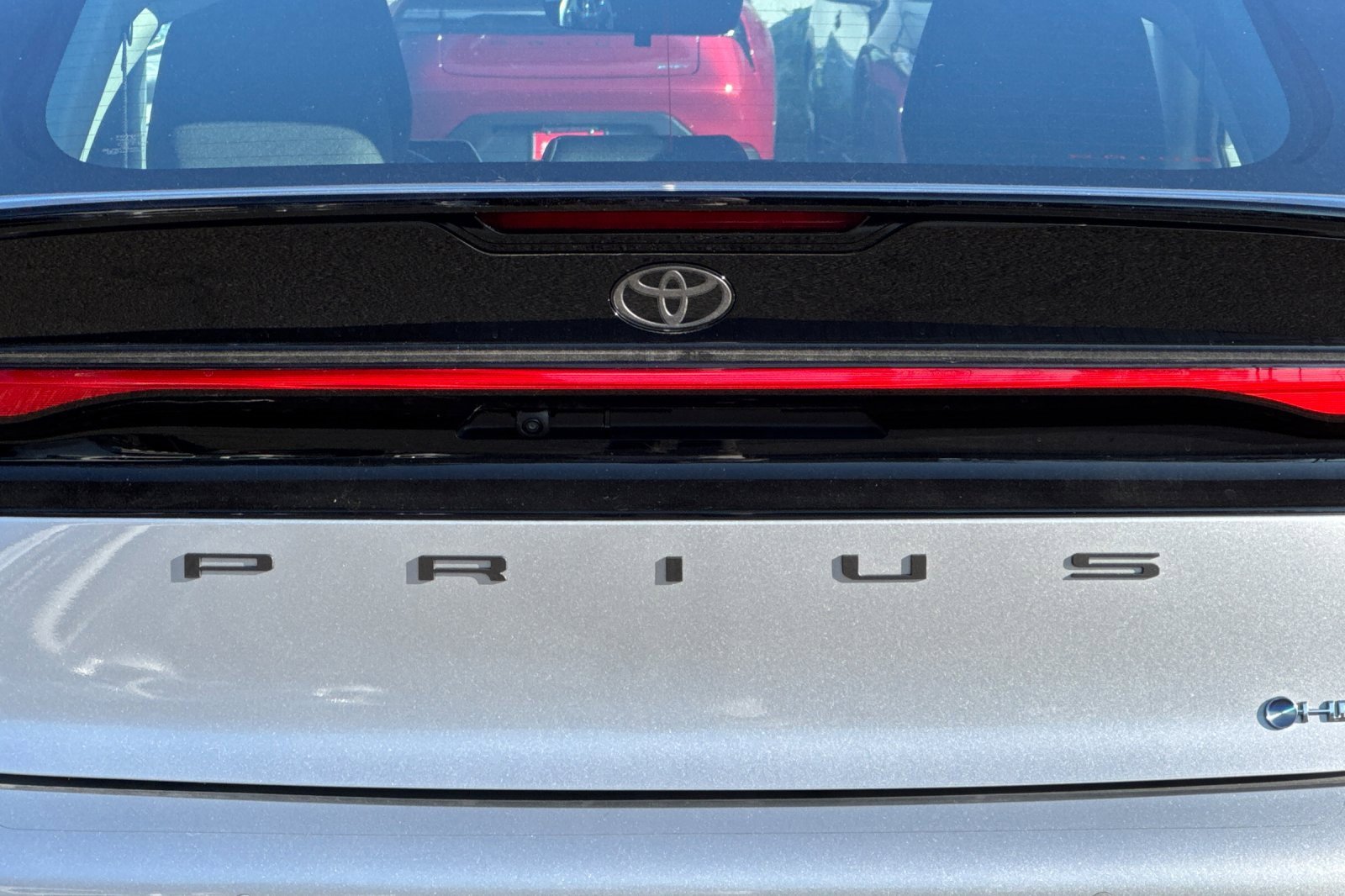 Certified 2025 Toyota Prius LE image 14