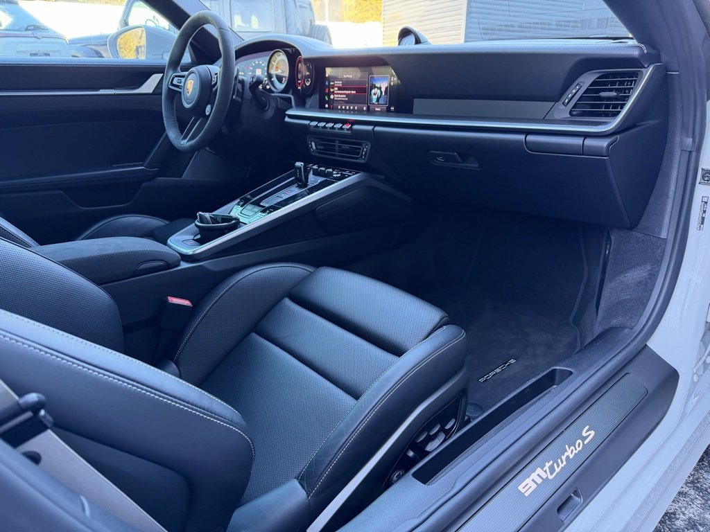 Certified 2022 Porsche 911 Turbo S image 21