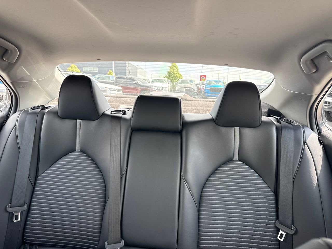 Used 2024 Toyota Camry SE FWD image 24