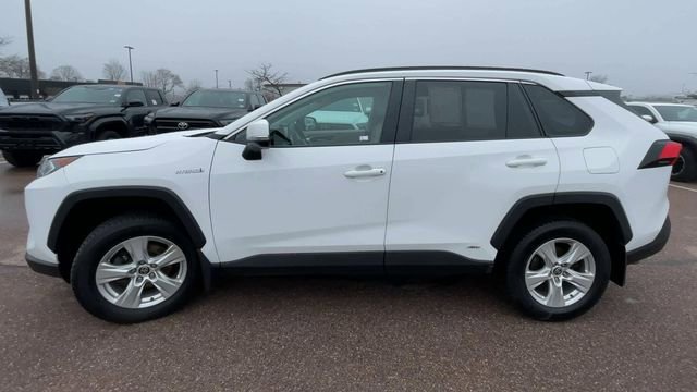 Certified 2021 Toyota RAV4 XLE w/ Convenience Package AWD/4WD image 5