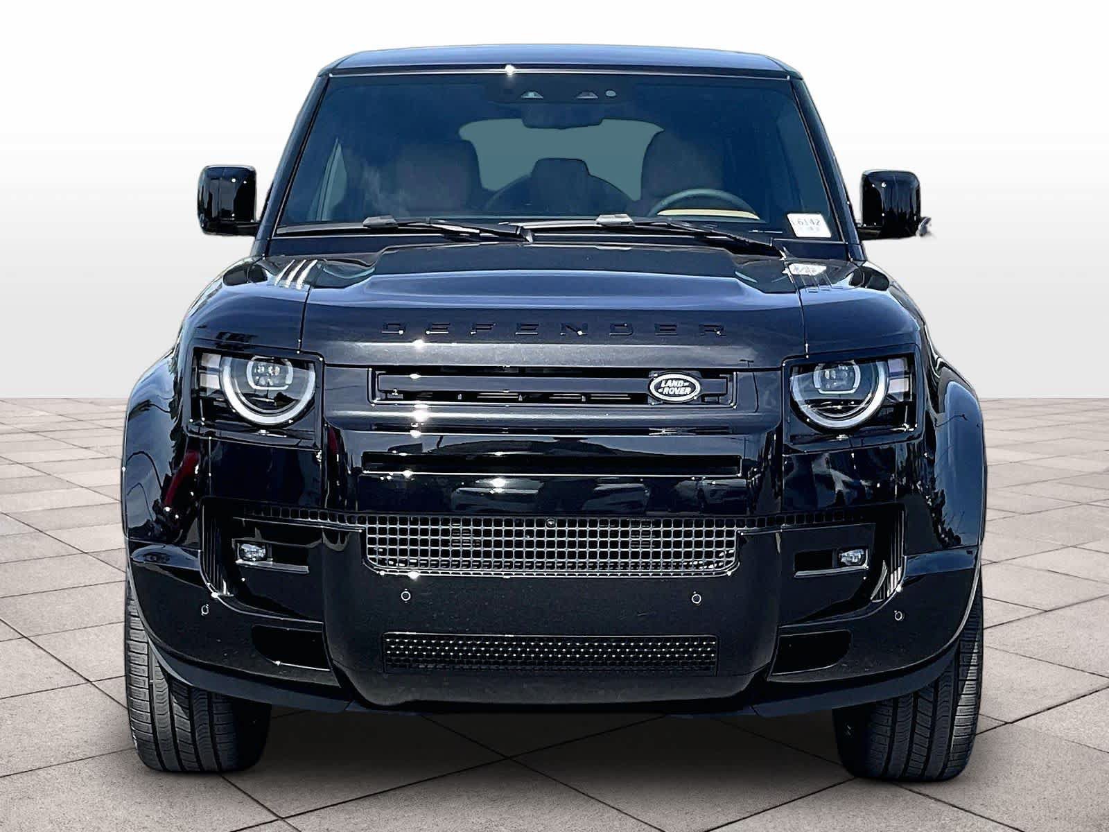 New 2026 Land Rover Defender 110 X-Dynamic SE AWD/4WD image 5