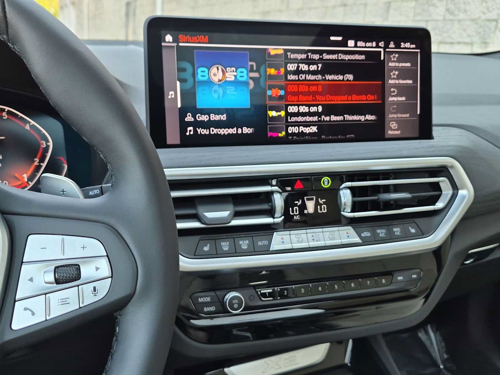 Used 2024 BMW X3 xDrive30i w/ Premium Package AWD/4WD image 30