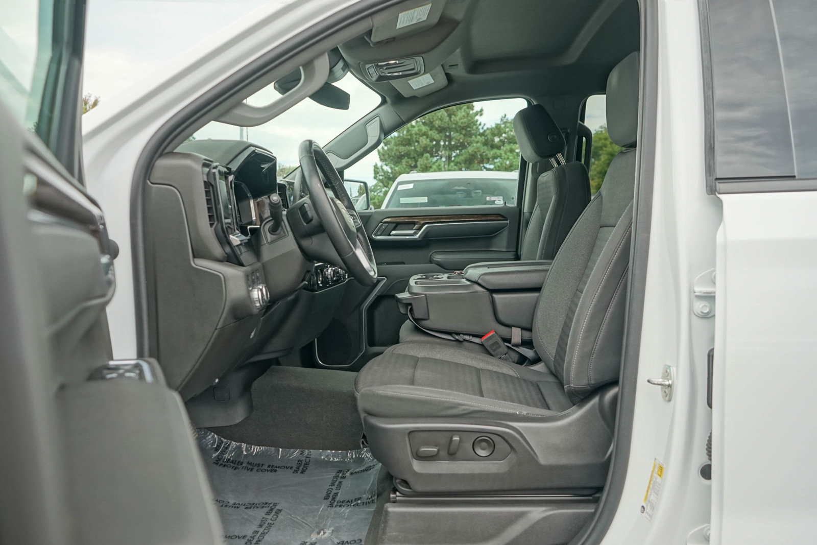 Used 2023 GMC Sierra 1500 Elevation image 13