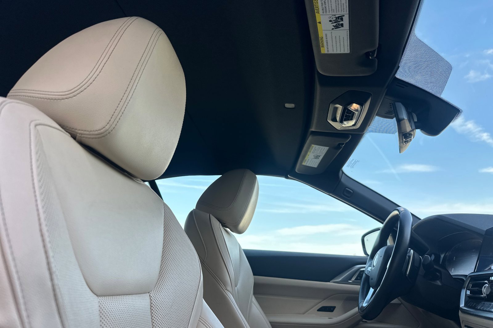Used 2023 BMW 430i Convertible w/ Convenience Package image 15