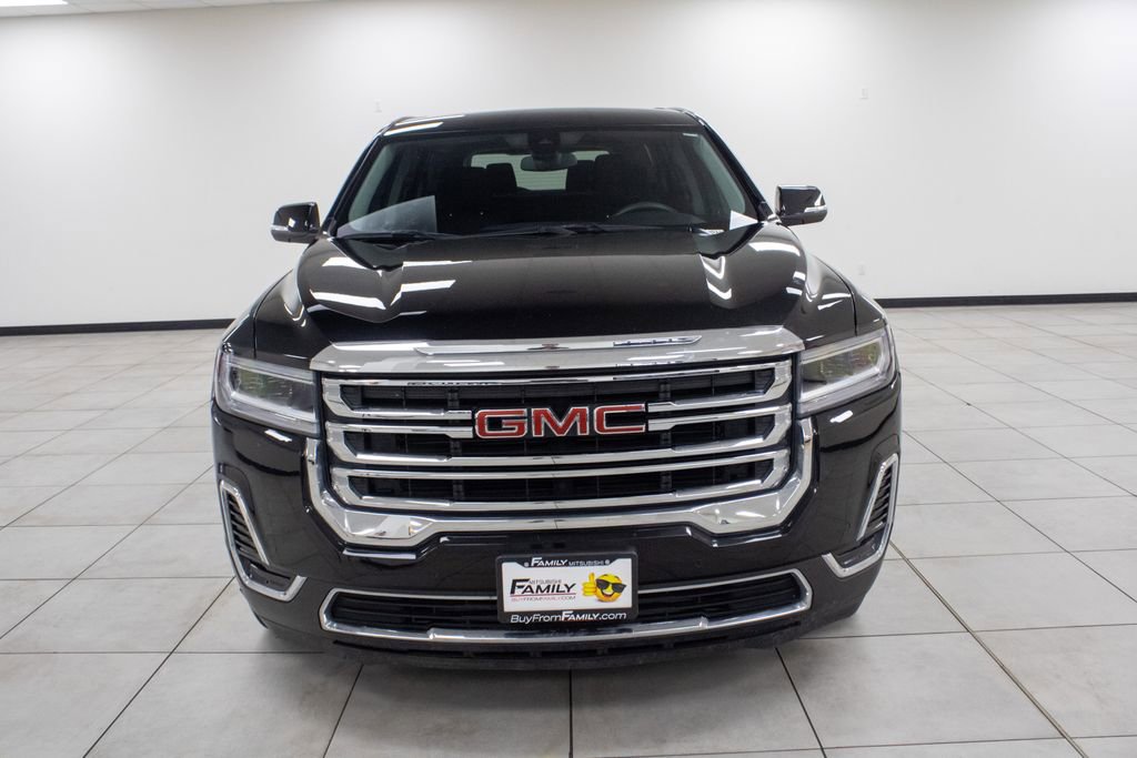 Used 2023 GMC Acadia SLE image 3