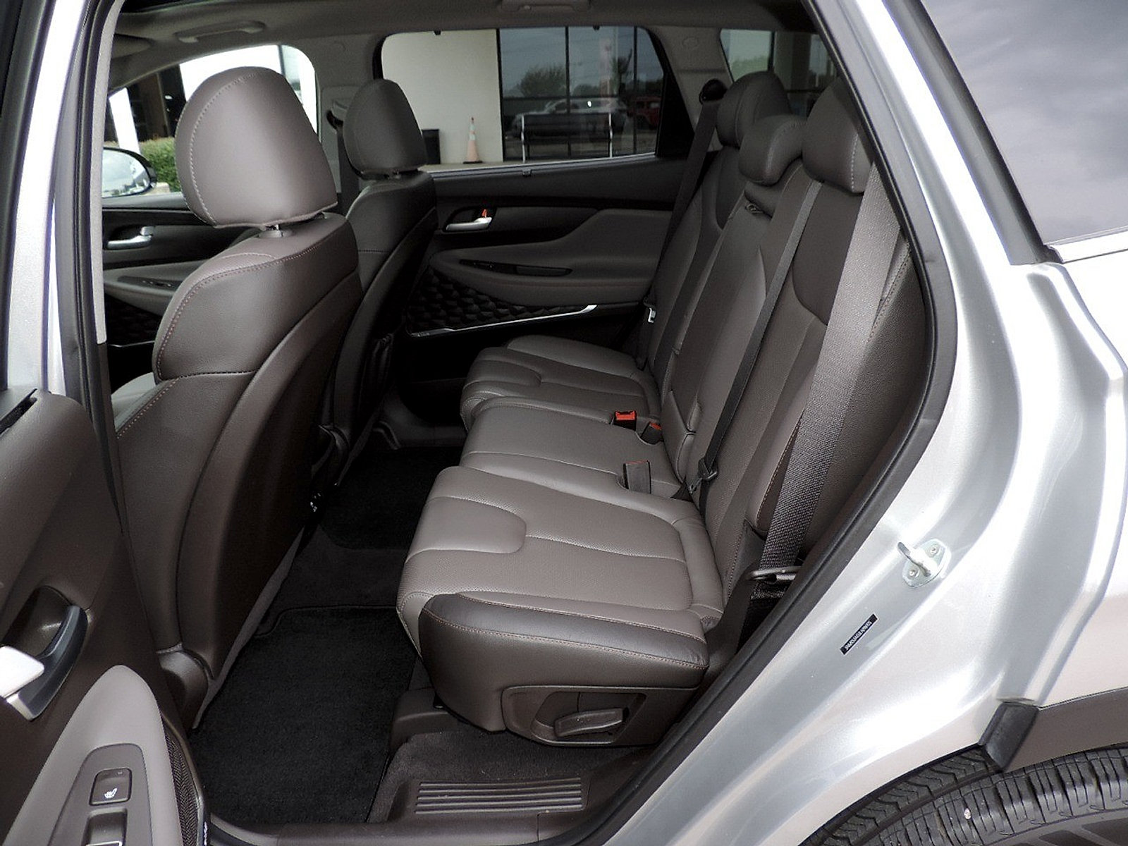 Used 2020 Hyundai Santa Fe Limited FWD image 18