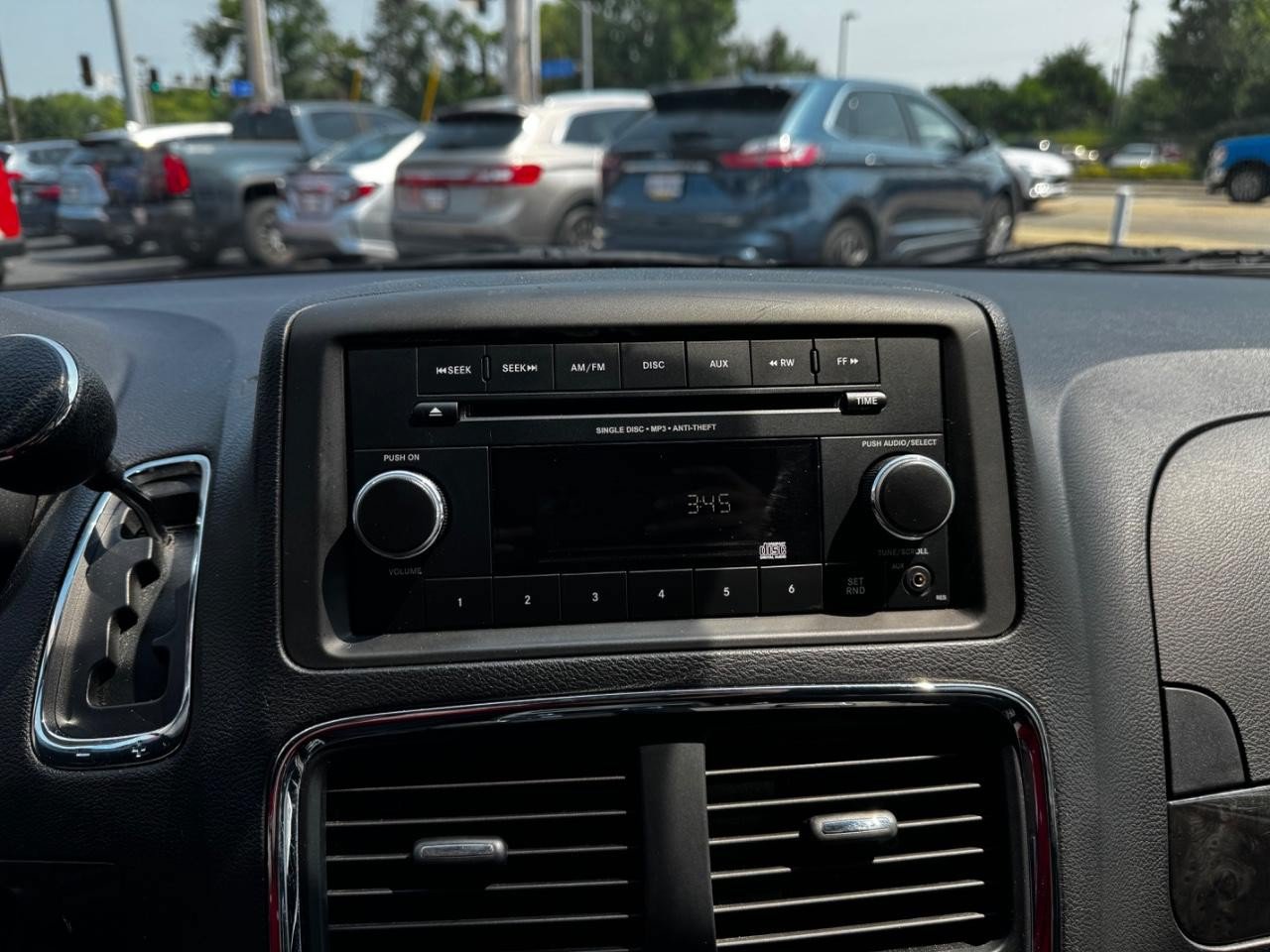 Used 2015 Dodge Grand Caravan SE w/ Quick Order Package 29E SE FWD image 24