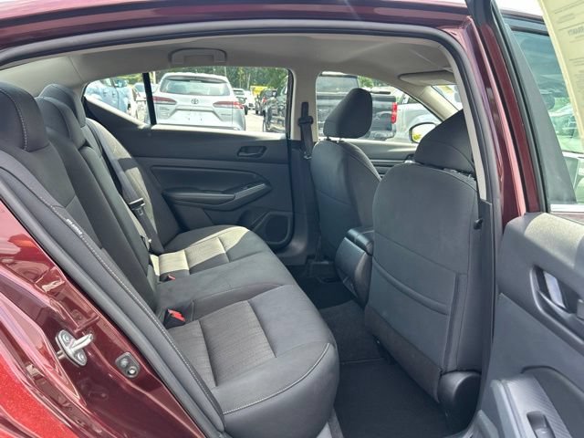 Used 2025 Nissan Altima 2.5 SV FWD image 16