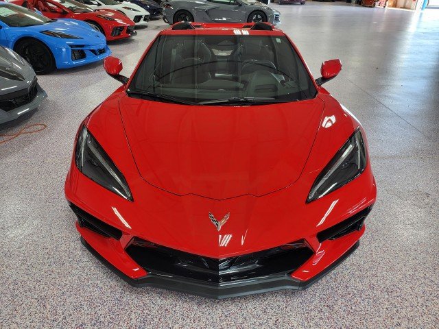 Used 2024 Chevrolet Corvette Stingray Premium Conv w/ Z51 Performance Package RWD image 16