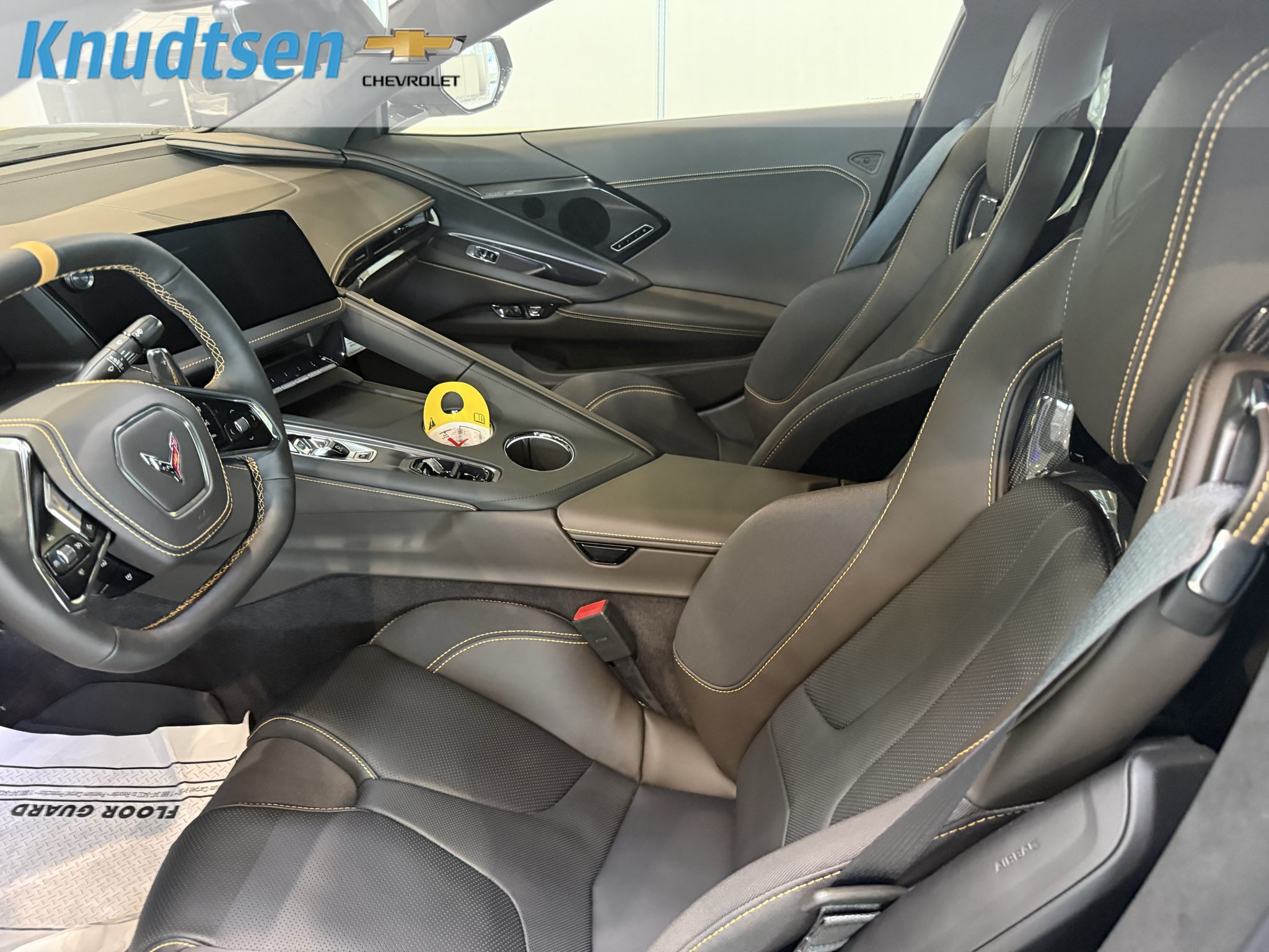 New 2027 Chevrolet Corvette Grand Sport w/ Z52 Sport Performance Package RWD image 17