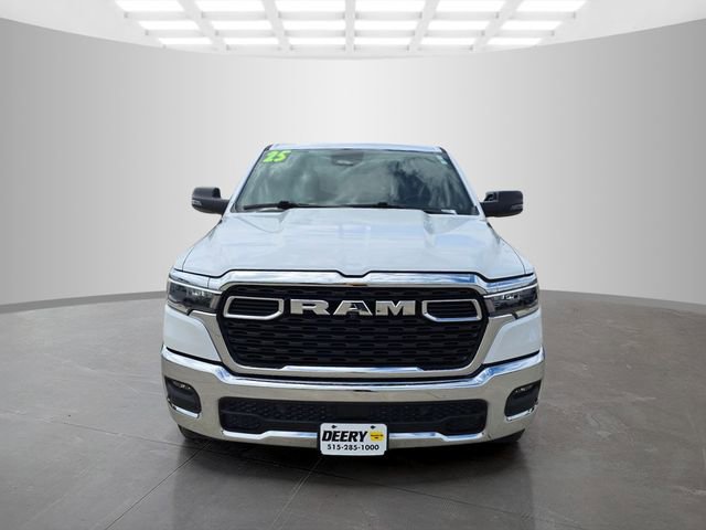 Used 2025 RAM 1500 Big Horn AWD/4WD image 4