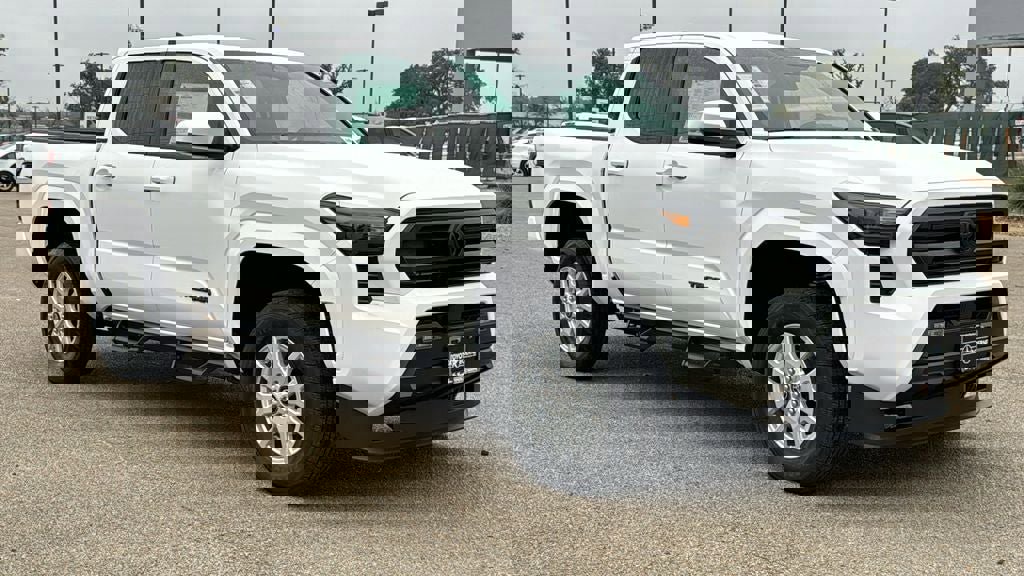 New 2026 Toyota Tacoma SR5 image 3