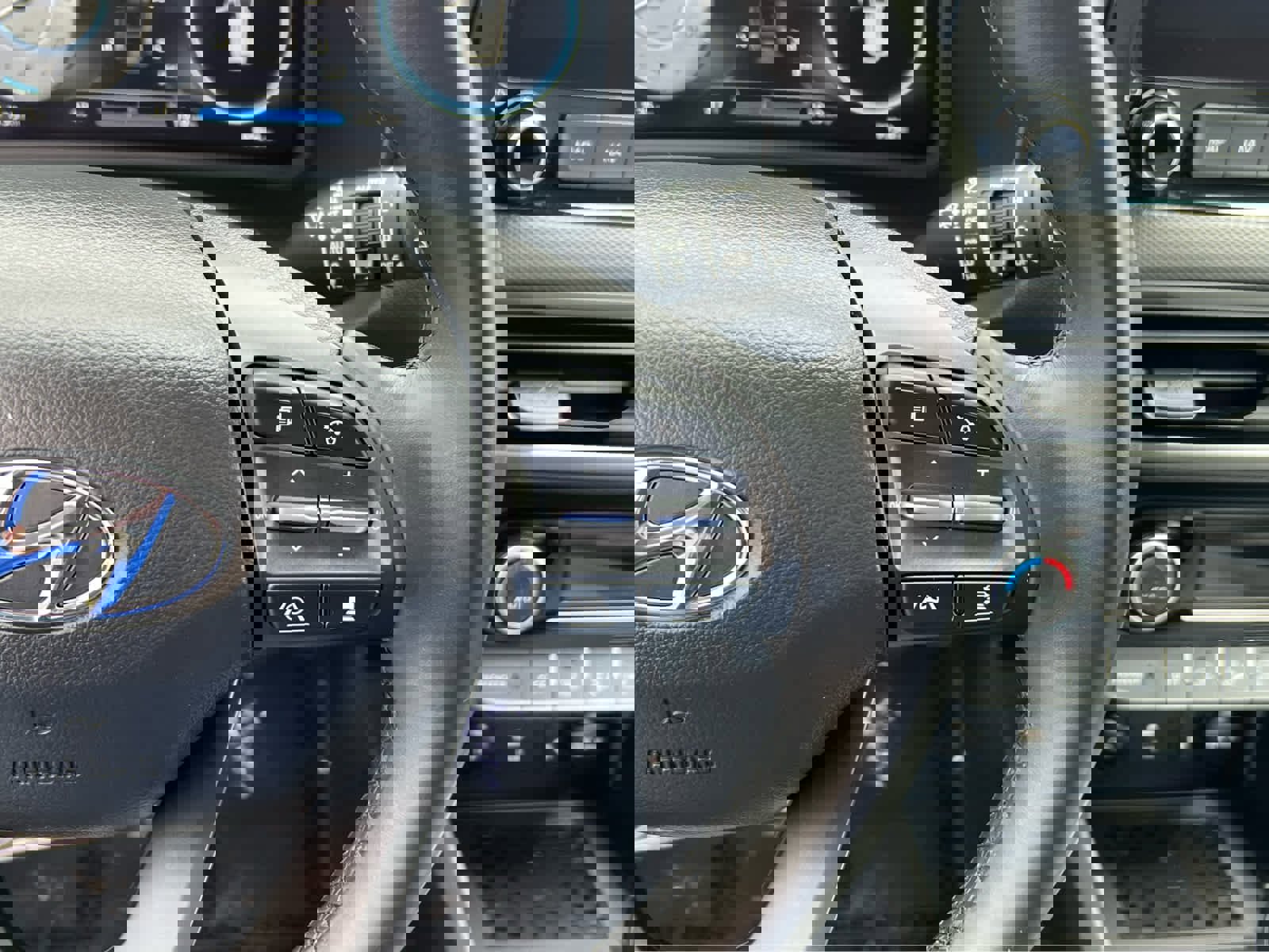 Certified 2023 Hyundai Kona Limited image 33