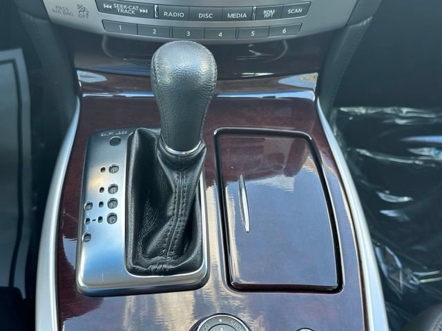 Used 2018 INFINITI Q70 L 3.7 AWD/4WD image 21
