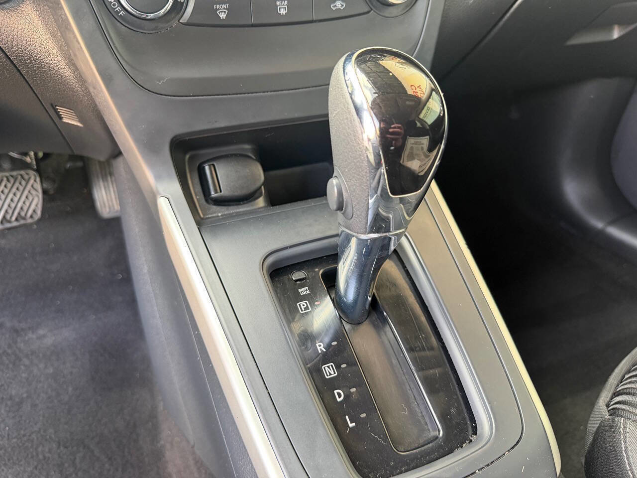 Used 2017 Nissan Sentra SV FWD image 25