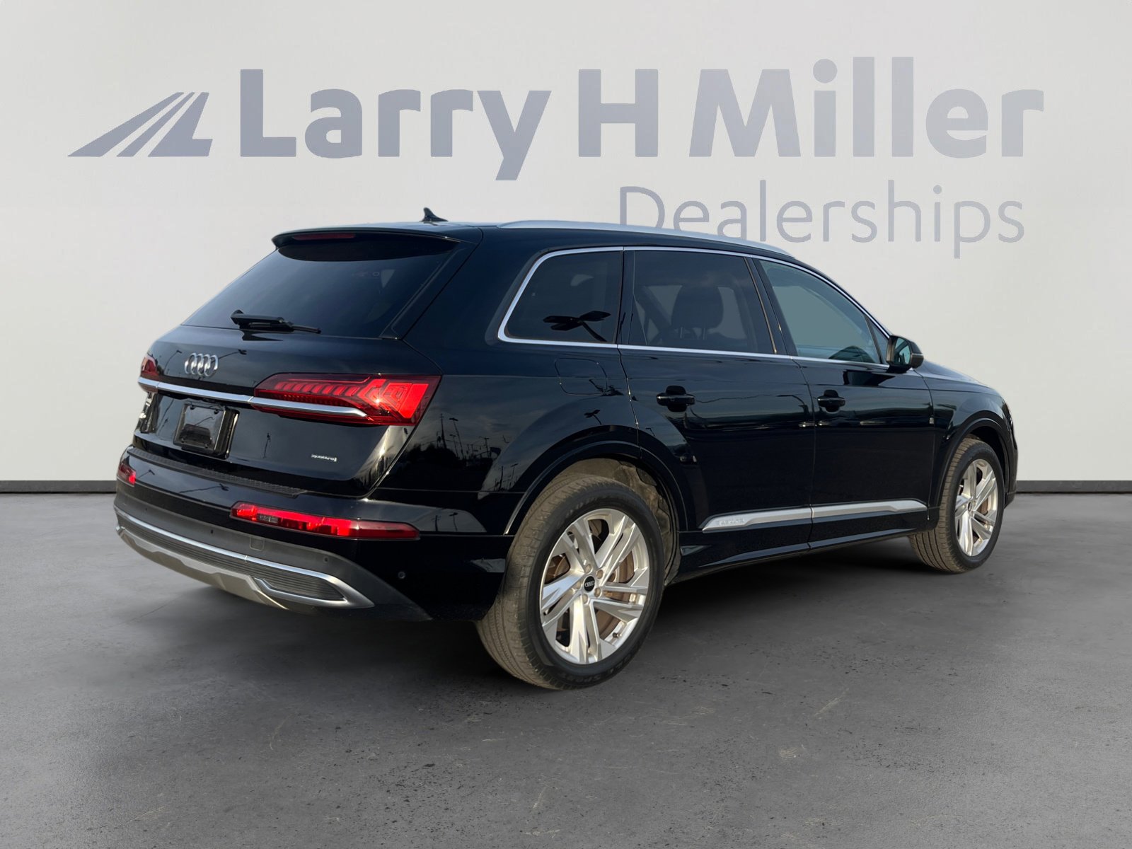 Used 2021 Audi Q7 3.0T Premium Plus image 5