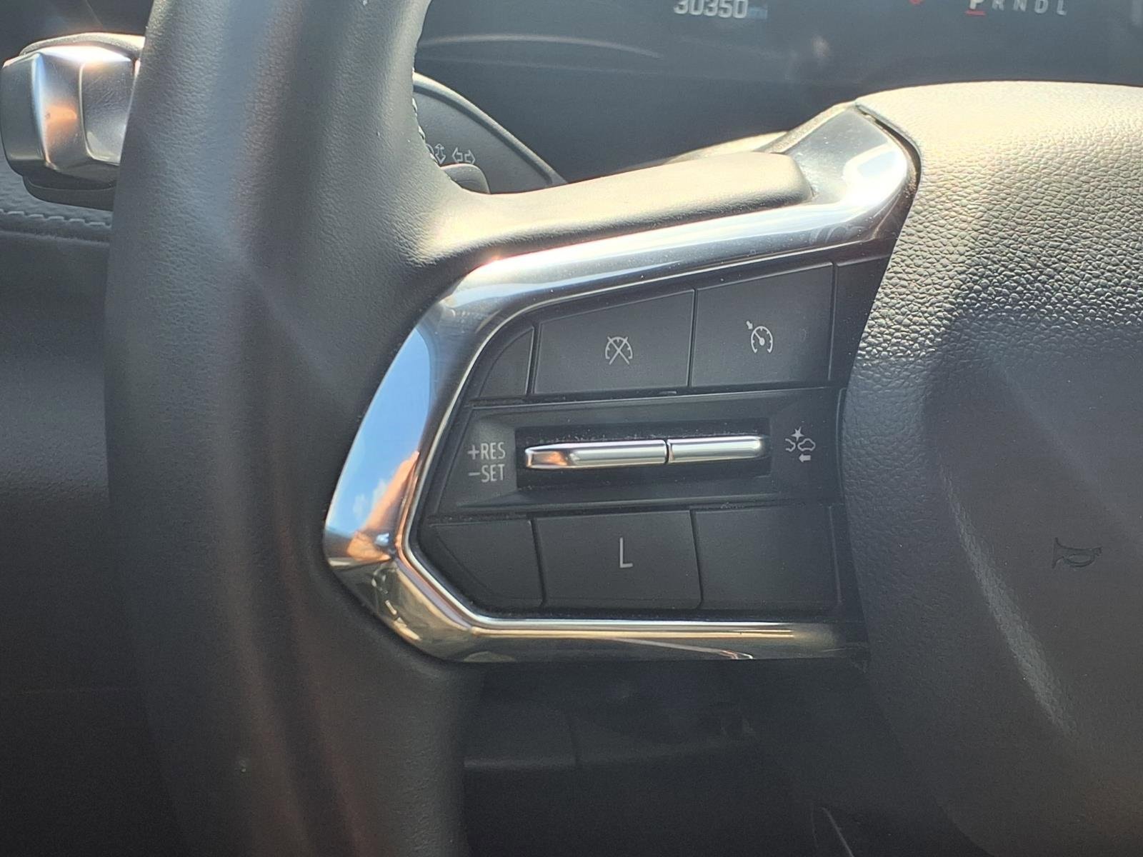 Used 2025 Chevrolet Equinox LT image 14