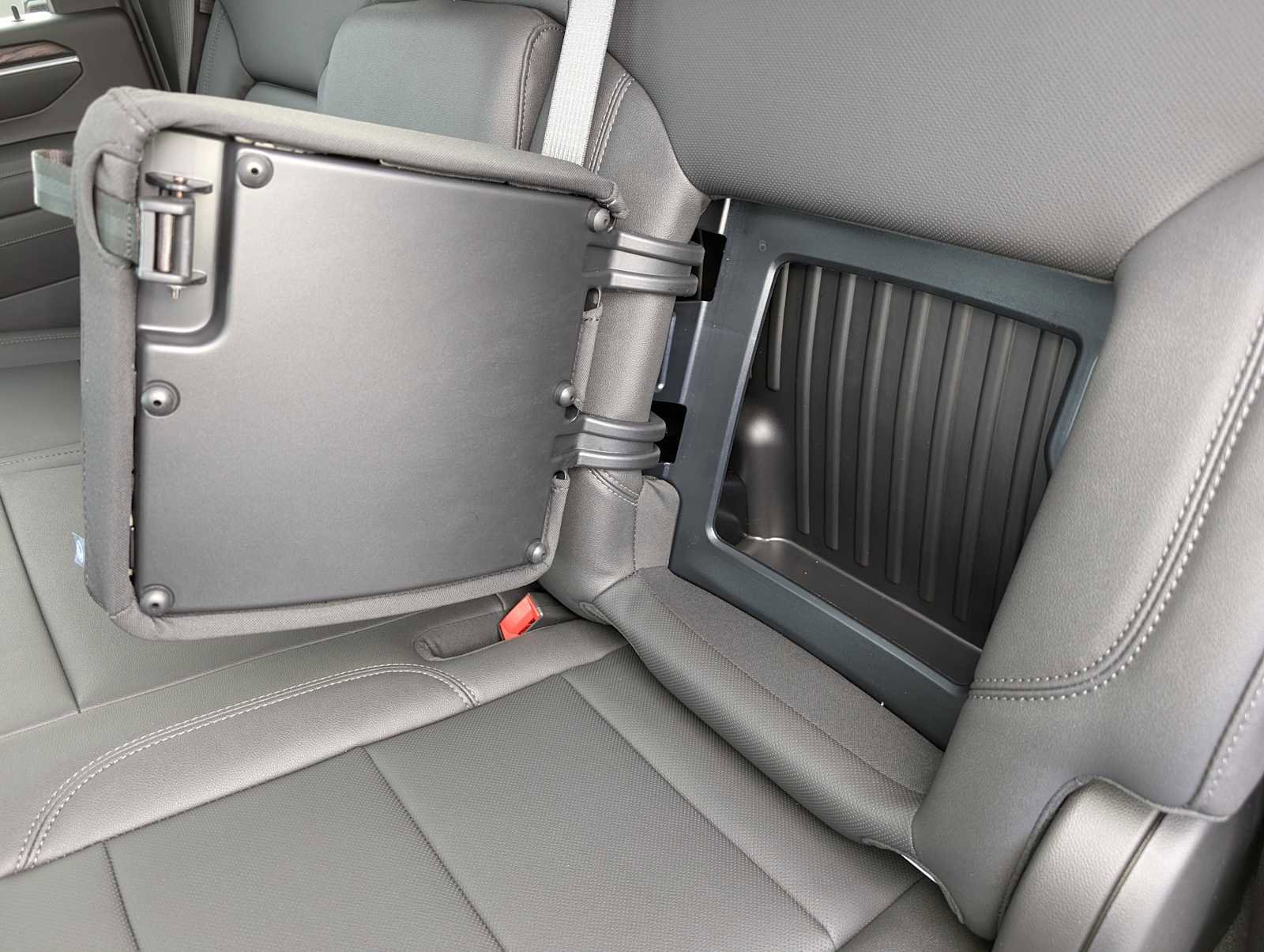 New 2026 GMC Sierra 3500 SLT w/ SLT Premium Package image 21