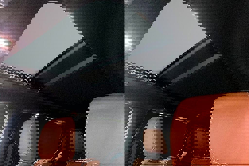 New 2026 Chrysler Pacifica Pinnacle w/ Trailer Tow Group image 13