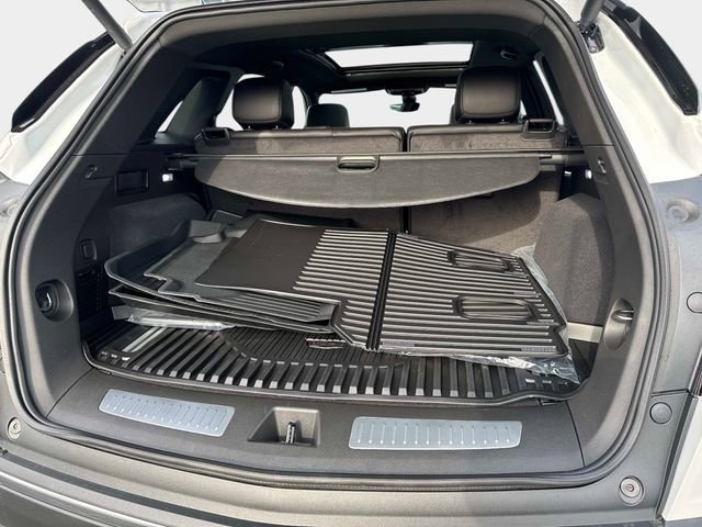 New 2026 Cadillac XT5 Premium Luxury w/ Driver Assist Package image 5