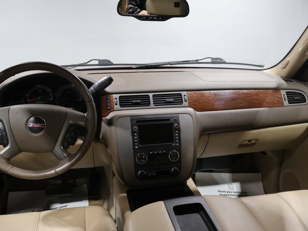 Used 2008 GMC Yukon 4WD Hybrid image 16