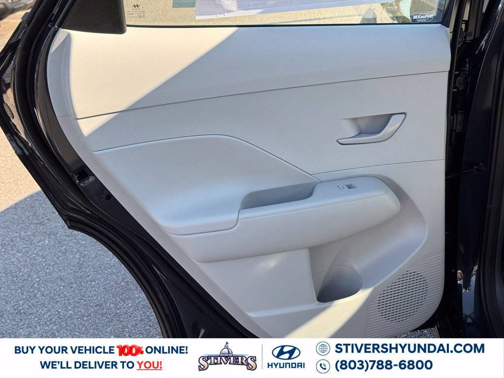 New 2027 Hyundai Kona SE FWD image 17