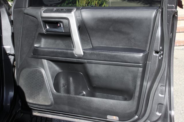 Used 2022 Toyota 4Runner SR5 image 39