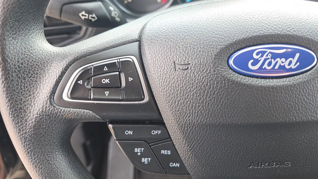 Used 2019 Ford Escape SE image 16