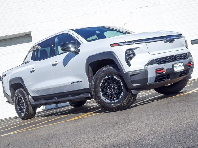 New 2026 Chevrolet Silverado EV Trail Boss image 2
