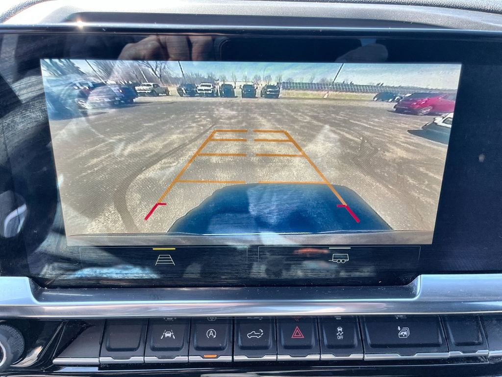 Used 2023 Chevrolet Silverado 1500 LT image 15