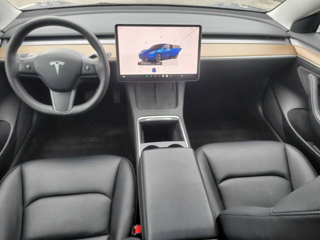 Used 2023 Tesla Model 3 Standard Range image 11