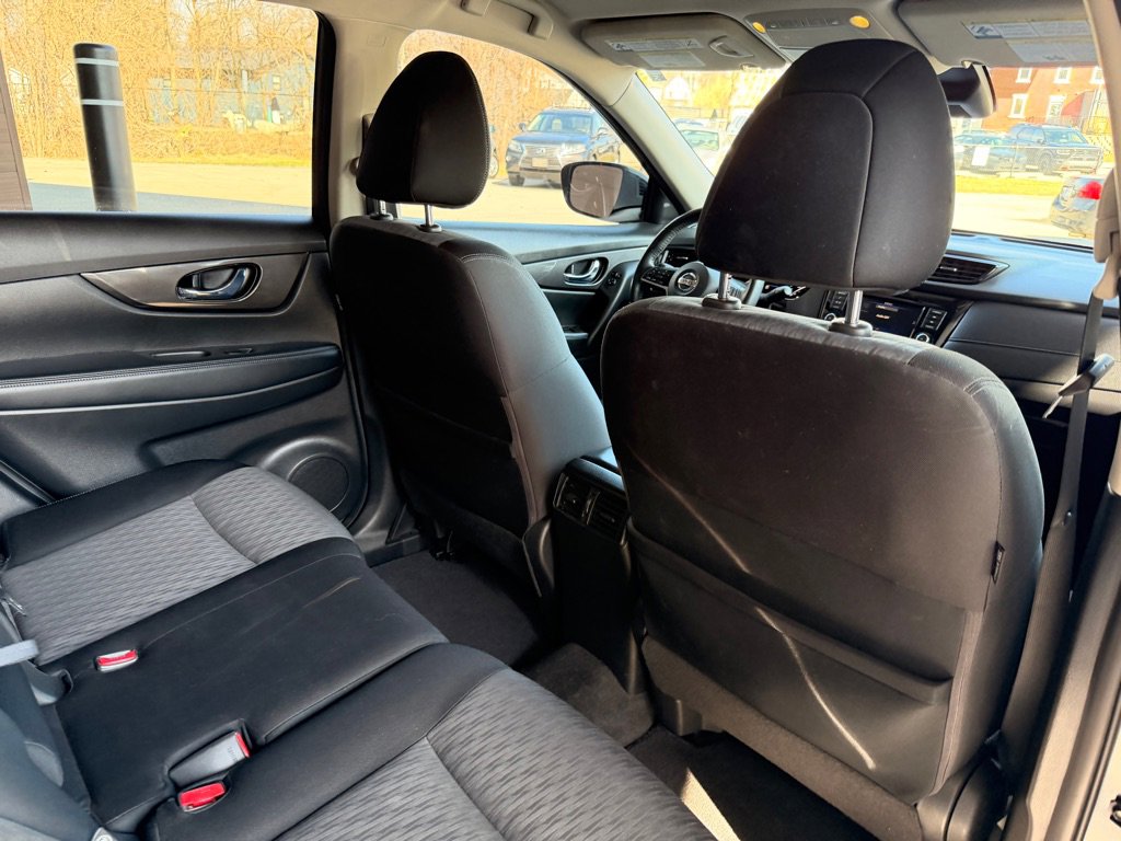 Used 2019 Nissan Rogue S w/ Special Edition Package image 14