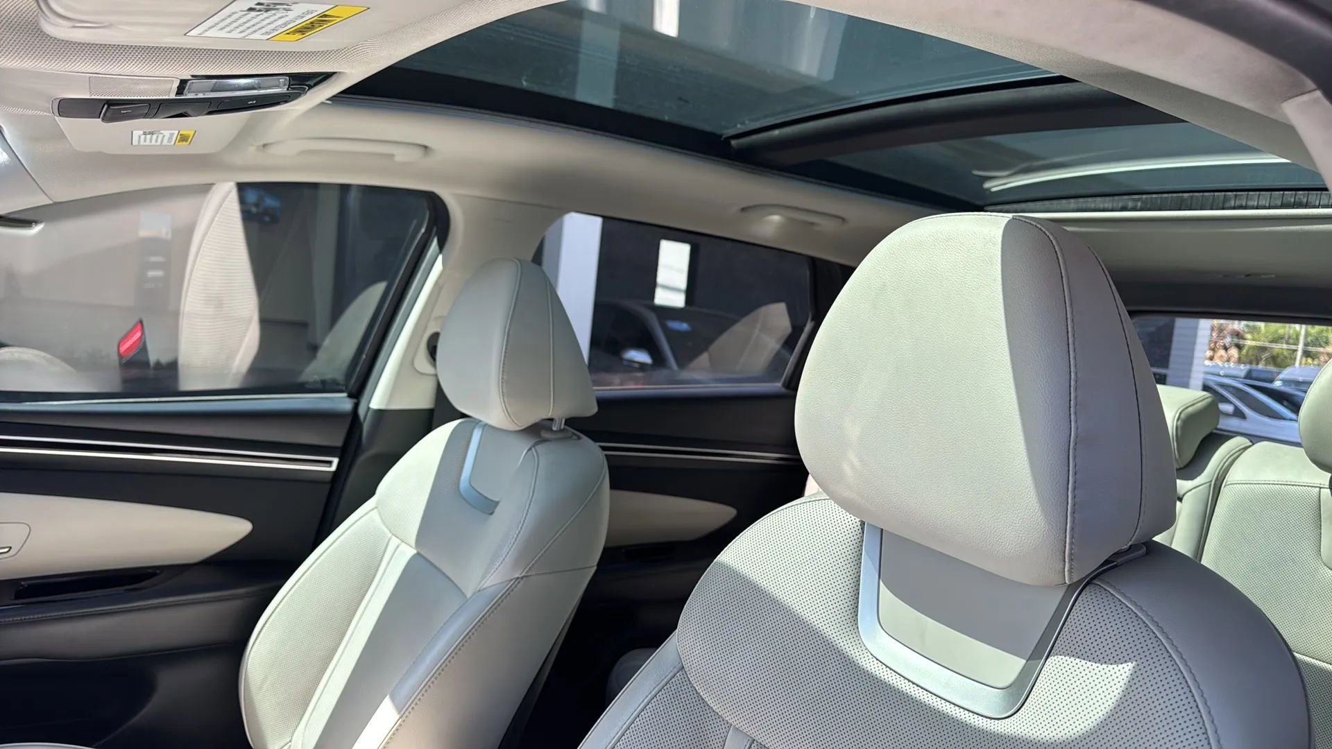 Used 2022 Hyundai Tucson Limited image 28