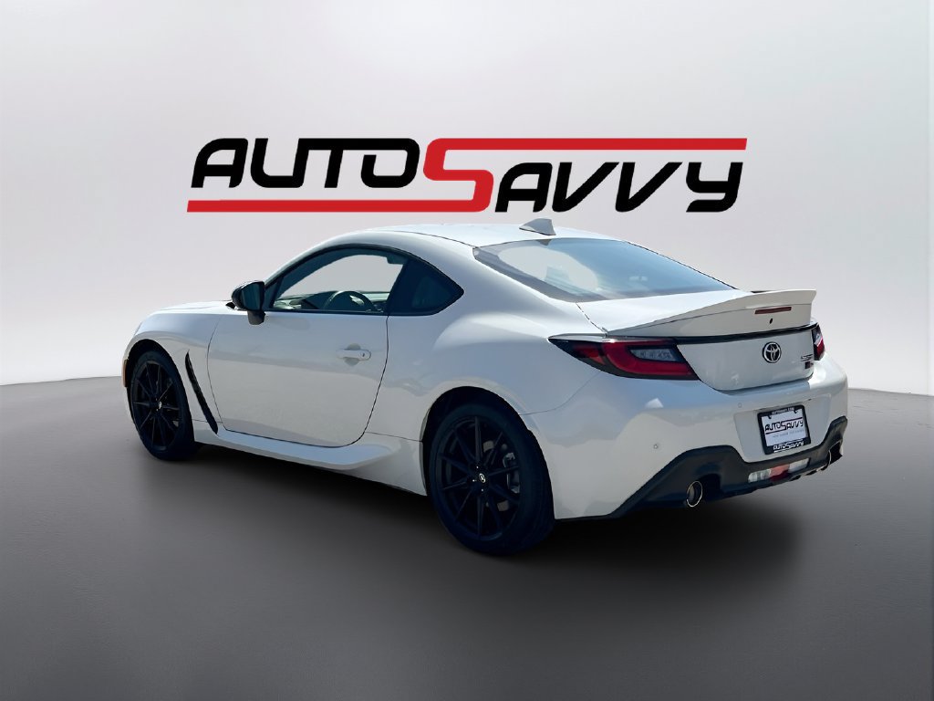 Used 2026 Toyota GR86 Premium w/ ALL Weather Mat Package (TMS) RWD image 5