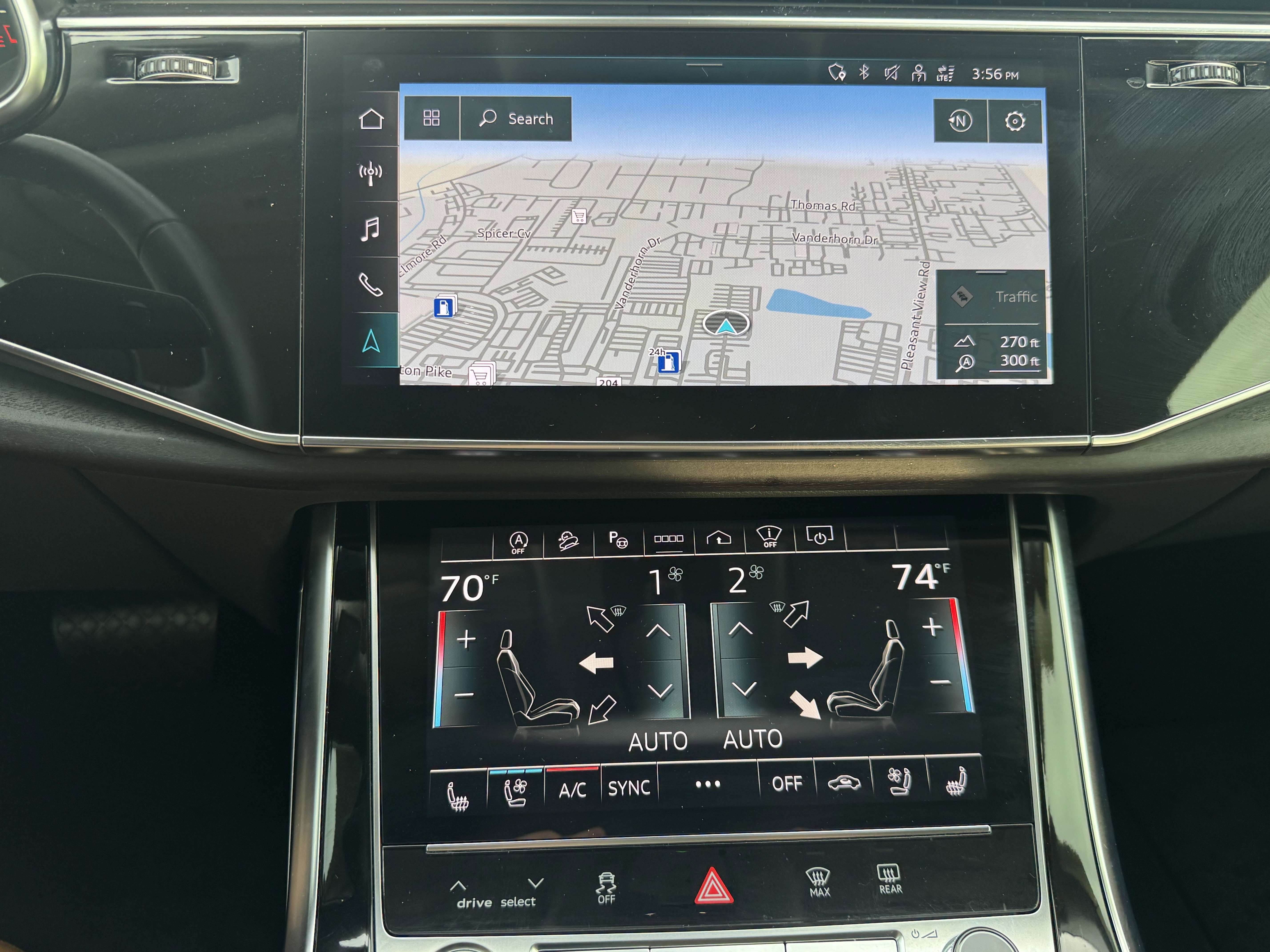 Used 2023 Audi Q8 Prestige image 12