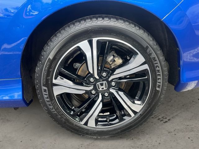 Used 2016 Honda Civic Touring image 14